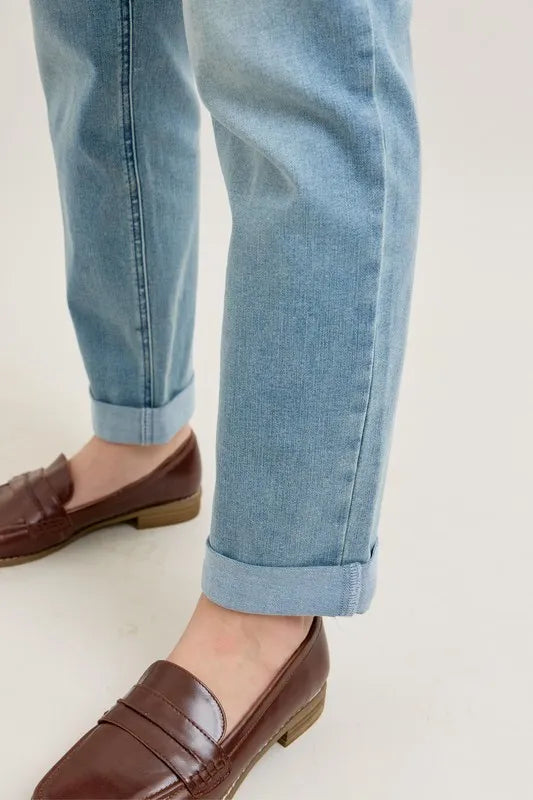 Judy Blue V-Front Cuff Boyfriend Jeans
