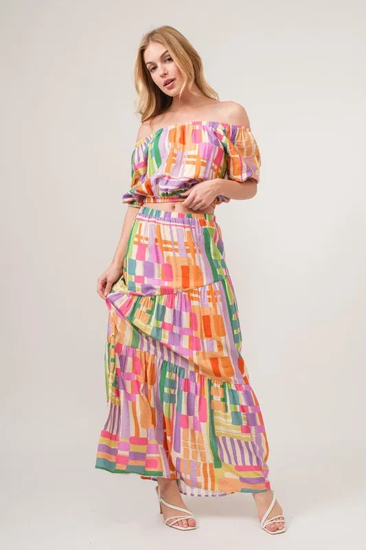 Puff Sleeve Elastic Edges Geo Printed Crop Top
