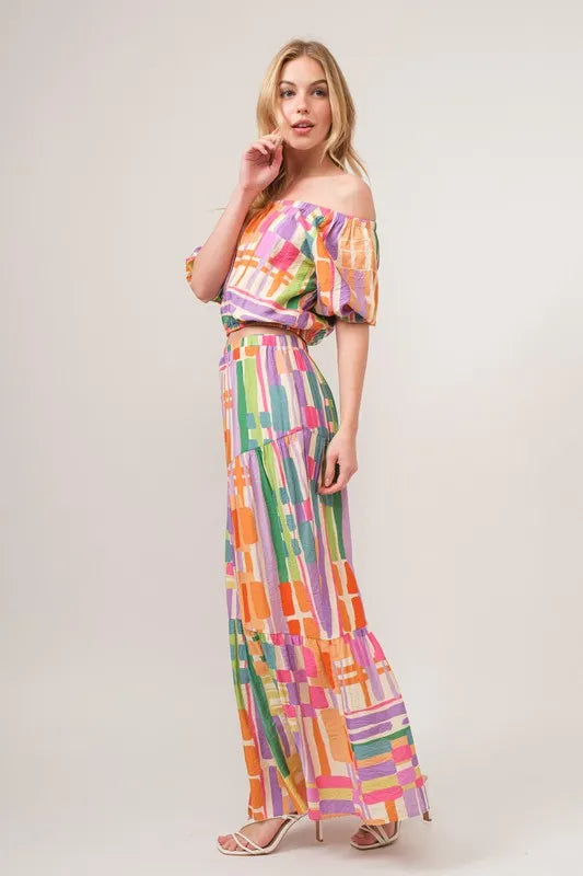 Puff Sleeve Elastic Edges Geo Printed Crop Top