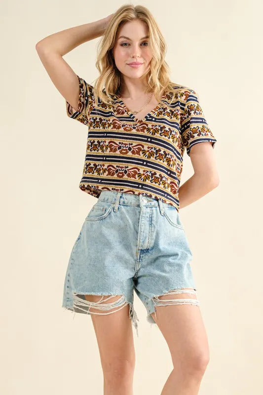 Floral Printed V Neck Cropped T-Shirt