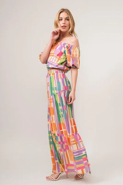 Puff Sleeve Elastic Edges Geo Printed Crop Top