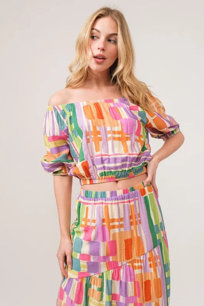 Puff Sleeve Elastic Edges Geo Printed Crop Top