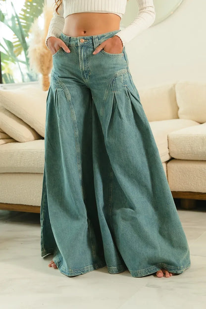 Pleated Detail Wide Leg Jeans-Jeans-Reef Love